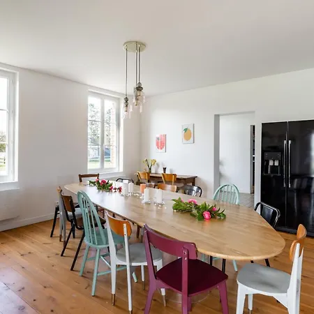 Villa Maison De Vacances & Weekend Lumineuse, Spacieuse Et Au Calme,- 18 Personnes Bailleul-la-Vallee