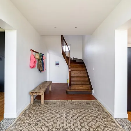 Maison De Vacances & Weekend Lumineuse, Spacieuse Et Au Calme,- 18 Personnes *