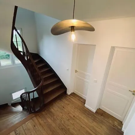 Maison De Vacances & Weekend Lumineuse, Spacieuse Et Au Calme,- 18 Personnes Villa *