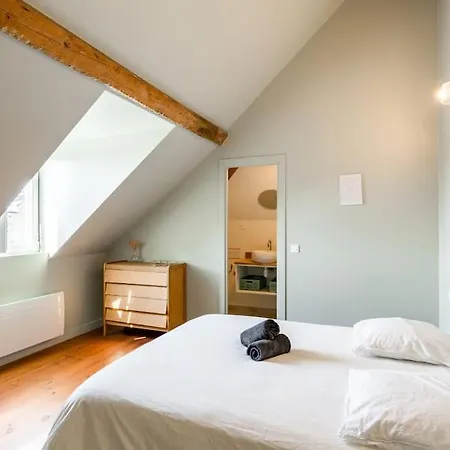 Maison De Vacances & Weekend Lumineuse, Spacieuse Et Au Calme,- 18 Personnes Bailleul-la-Vallee