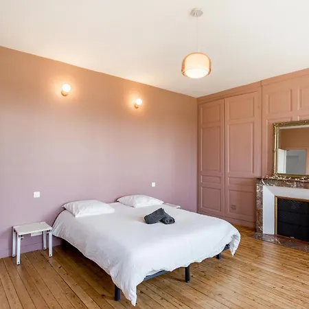 Maison De Vacances & Weekend Lumineuse, Spacieuse Et Au Calme,- 18 Personnes Villa Bailleul-la-Vallee